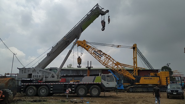 Mobile Crane