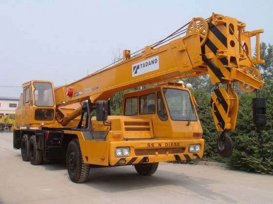 25 Ton Mobile Crane